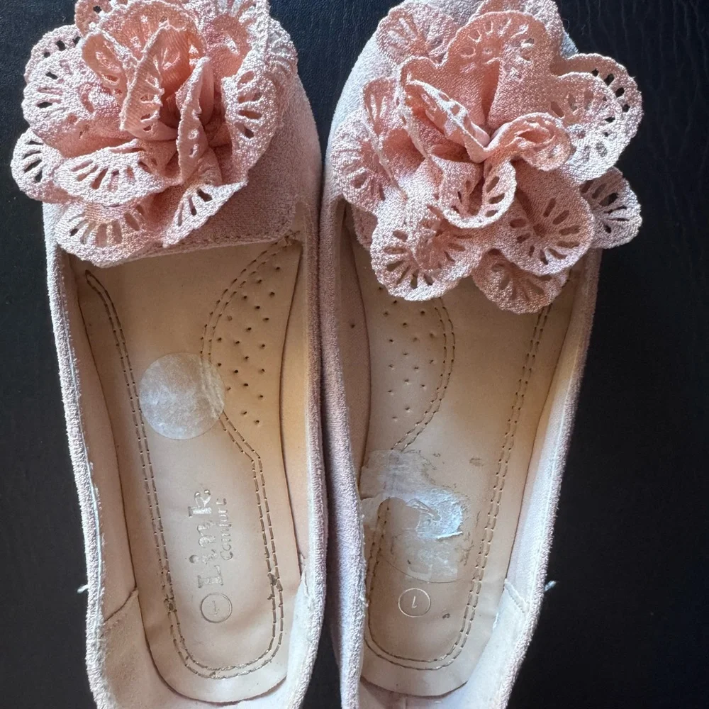 Link Pink girl Dress Shoes with Floral Design